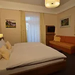 Seehotel Grauer Baer Hotel Kochel am See