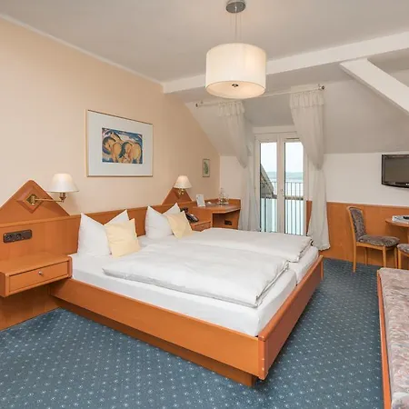 Seehotel Grauer Baer 3*