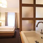 酒店 灰熊湖酒店 3*