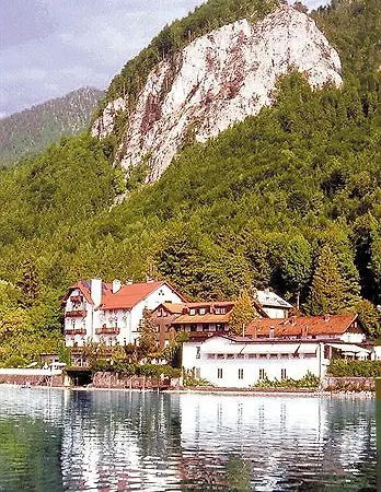 Seehotel Grauer Bär 3* Kochel am See