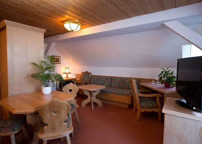 Seehotel Grauer Baer فندق كوشل